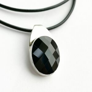 NWT Black onyx sterling silver pendant necklace